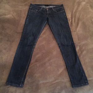 Levi’s low cut straight leg jean 7M